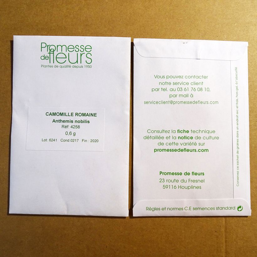 Voorbeeld van een exemplaar van Roomse kamille - Chamaemelum nobile het zakje met 3500 zaden (0,6g) zoals geleverd